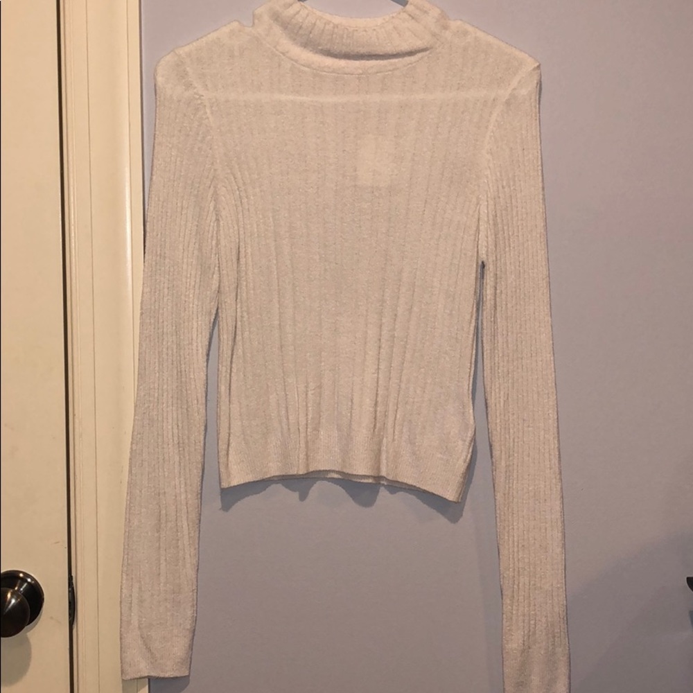 NWT/NBWlow turtle neck top